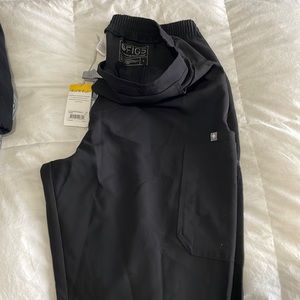 Figs straight leg scrub pants -black size large